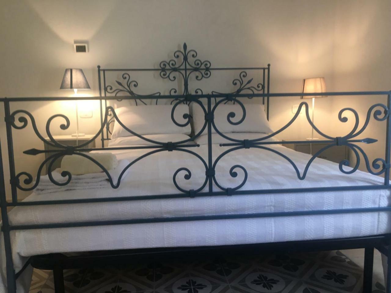 Via Mazzini Bed & Breakfast Bazzano Екстериор снимка