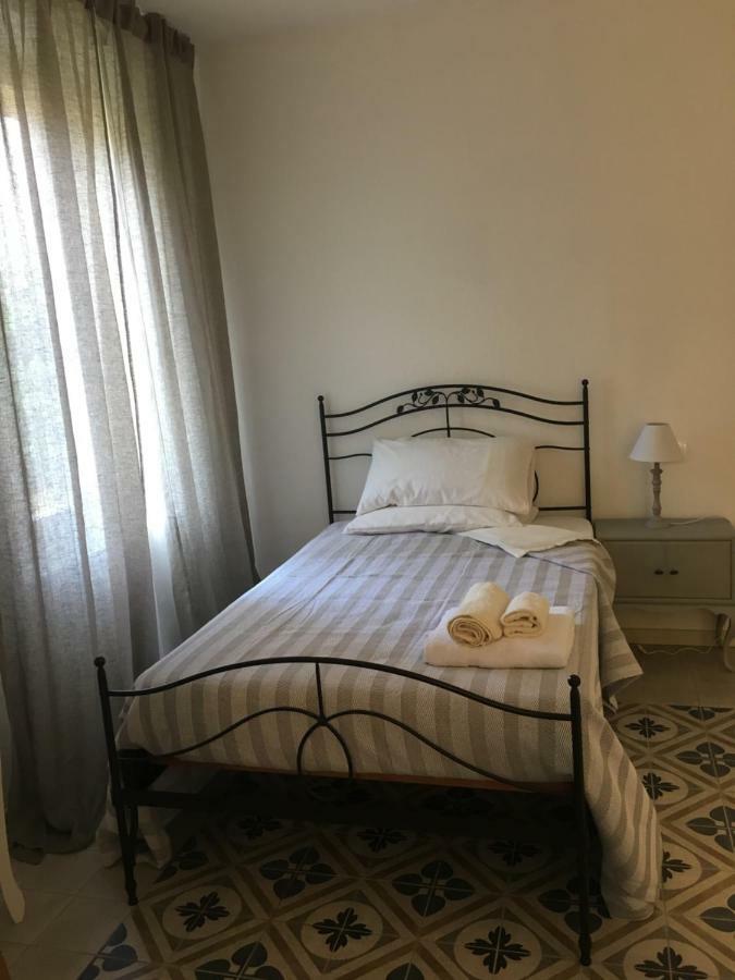Via Mazzini Bed & Breakfast Bazzano Екстериор снимка