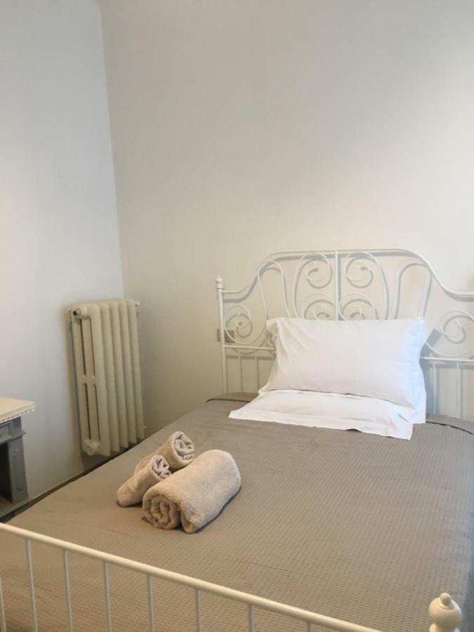 Via Mazzini Bed & Breakfast Bazzano Екстериор снимка